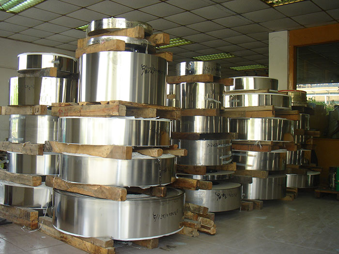 304不銹鋼為什么會(huì)開(kāi)裂，現(xiàn)在為您解決