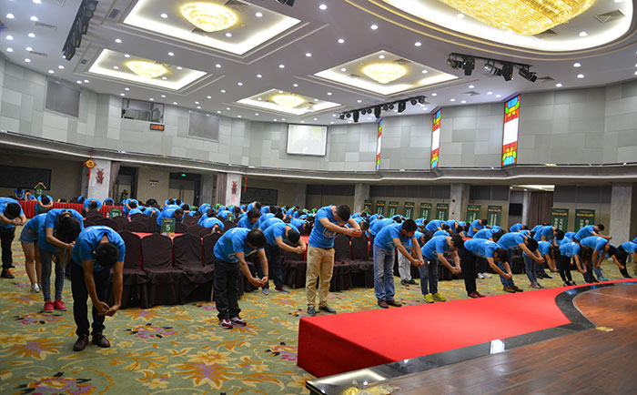 冠軍鍛造，百煉成鋼-禮儀學習